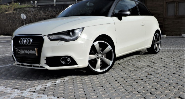 Audi A1 Sport  R18