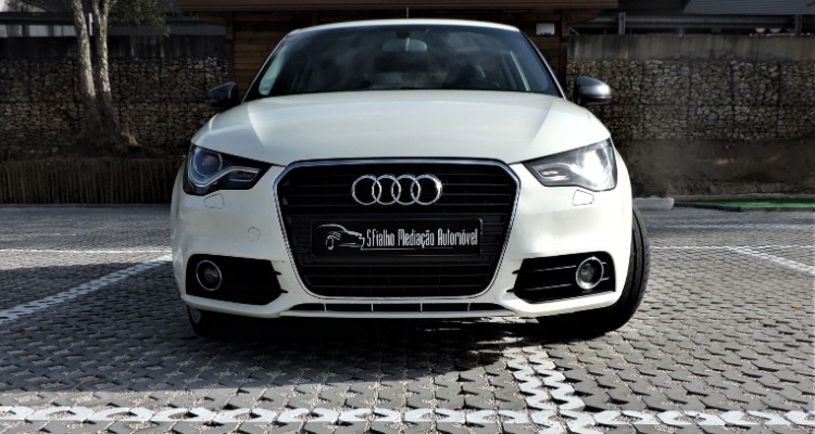 Audi A1 Sport  R18