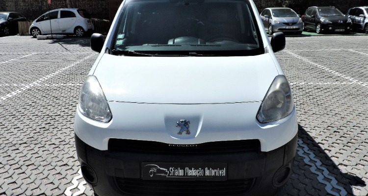 Peugeot partner 1.6 hdi 3 lugares 06/2013