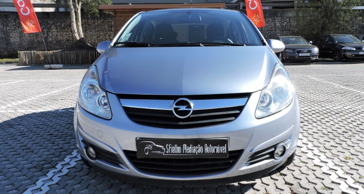 Opel corsa 1.2 enjoy