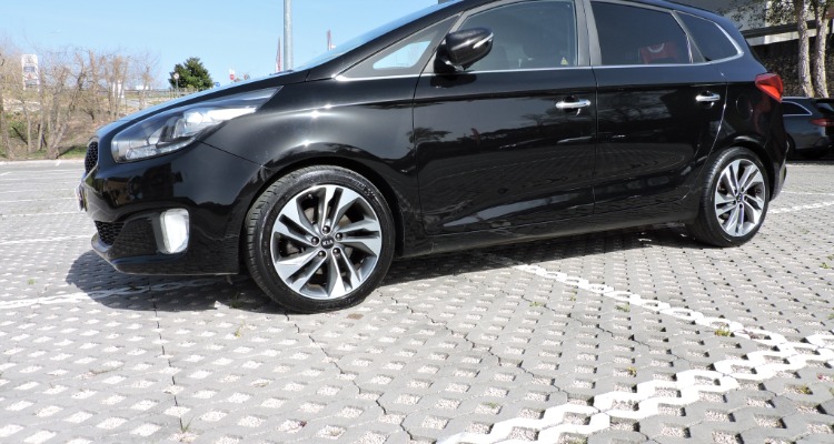 Kia carens 1.7 crdi isg tx