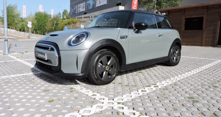 MINI Electric Cooper SE