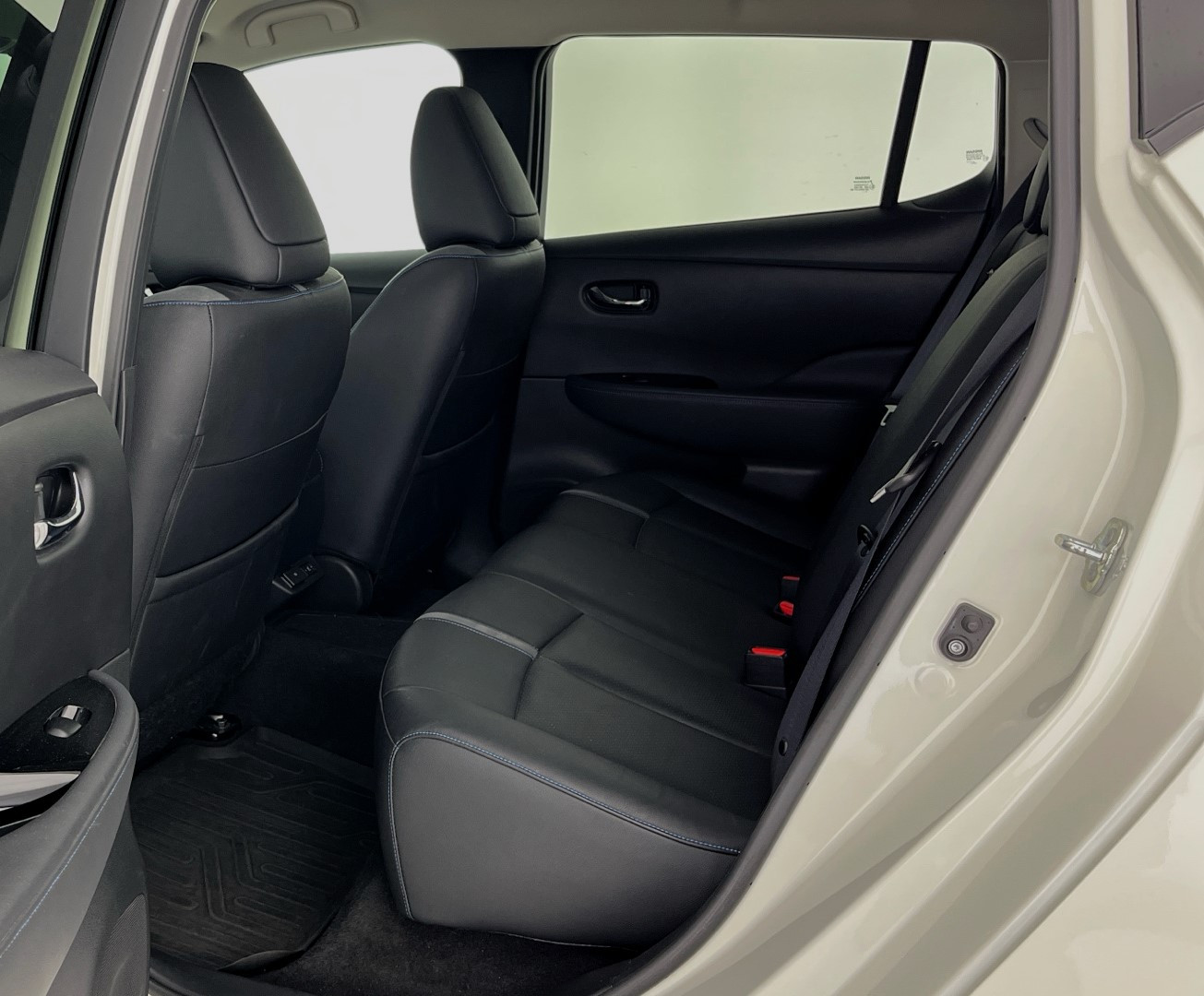 Nissan Leaf N-Connecta Full Led