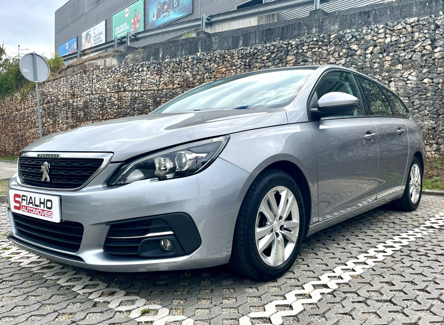 Peugeot 308 SW 1.5 BLUEHDI BUSINESS LINE