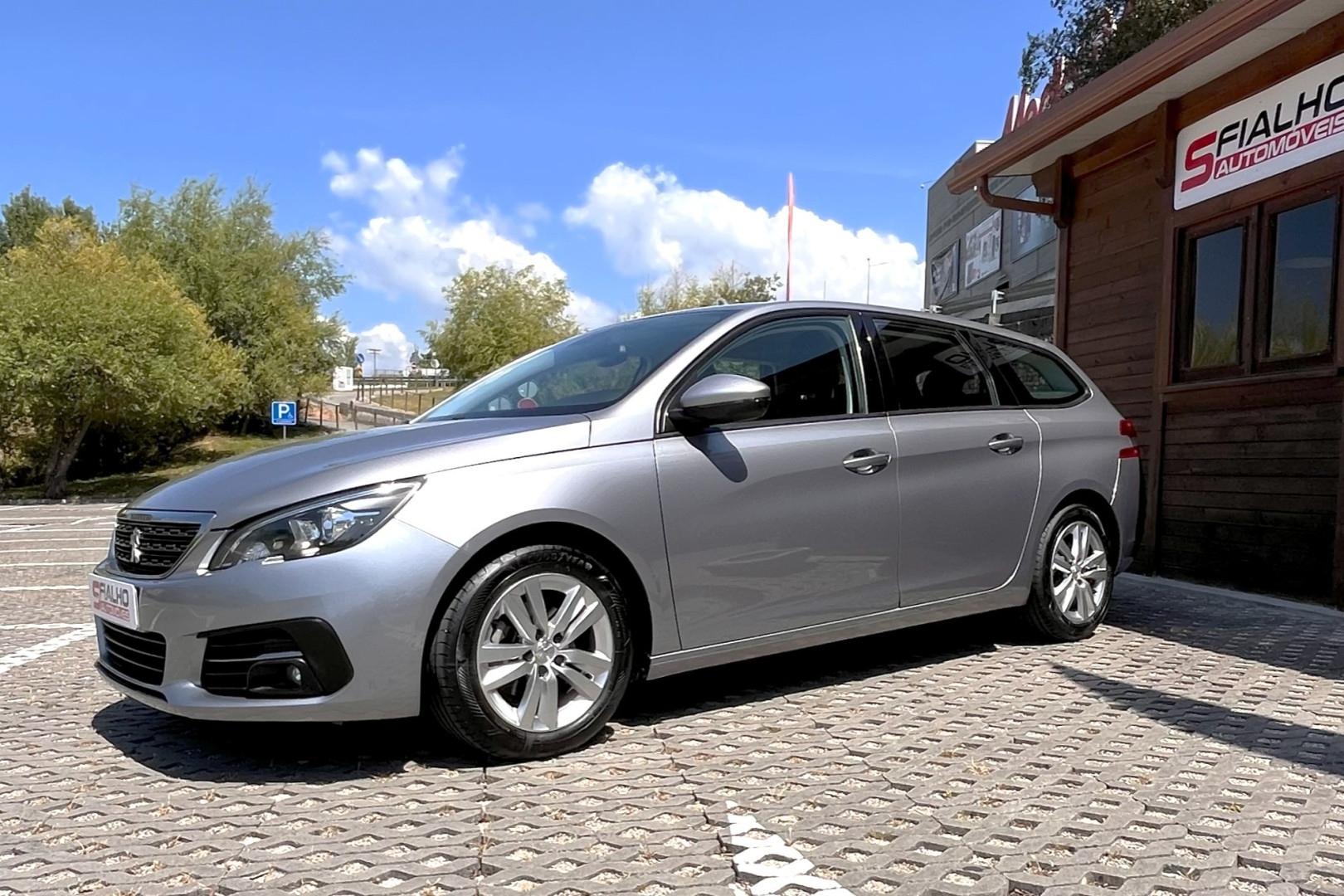 Peugeot 308 SW 1.5 BLUEHDI BUSINESS LINE