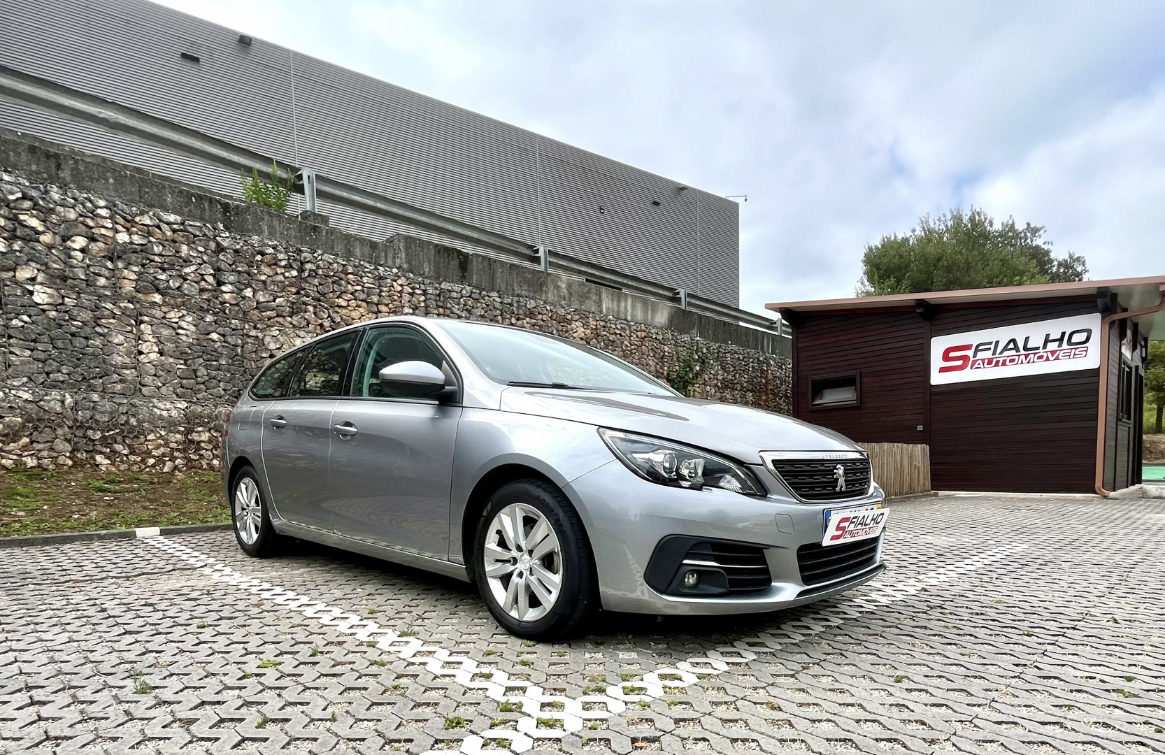 Peugeot 308 SW 1.5 BLUEHDI BUSINESS LINE
