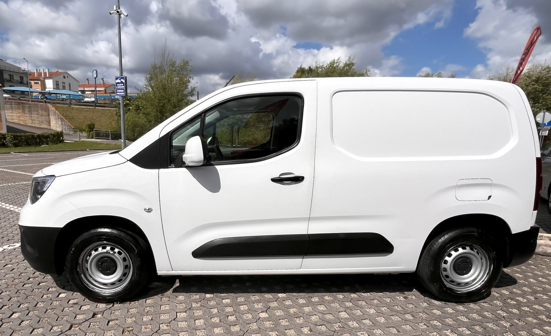 Opel Combo cargo diesel 1.5 CDTI L1H1 ENJOY