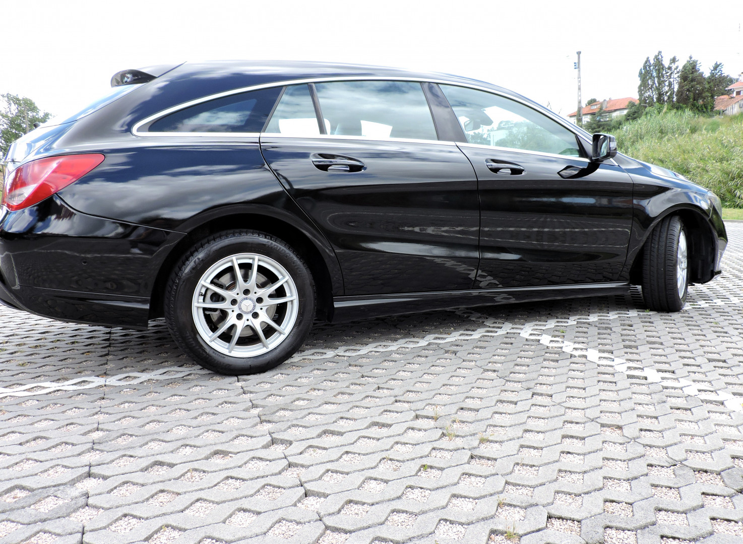 Mercedes-Benz CLA 200 d Shooting Brake