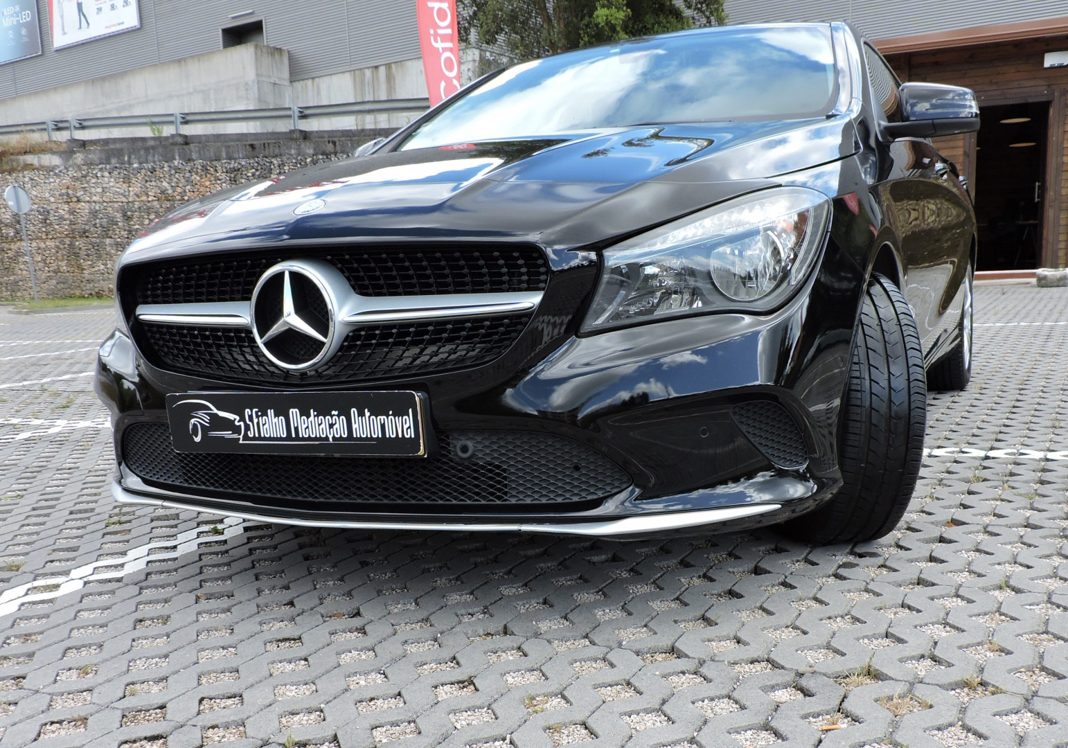 Mercedes-Benz CLA 200 d Shooting Brake