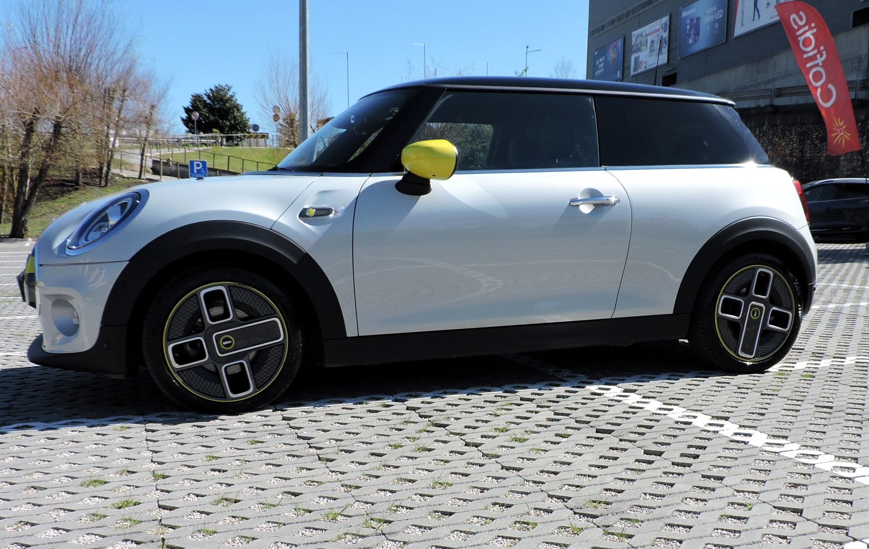 MINI Electric Cooper SE